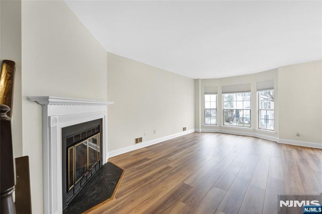 705 Pepperidge Road, Mahwah, NJ 07430
