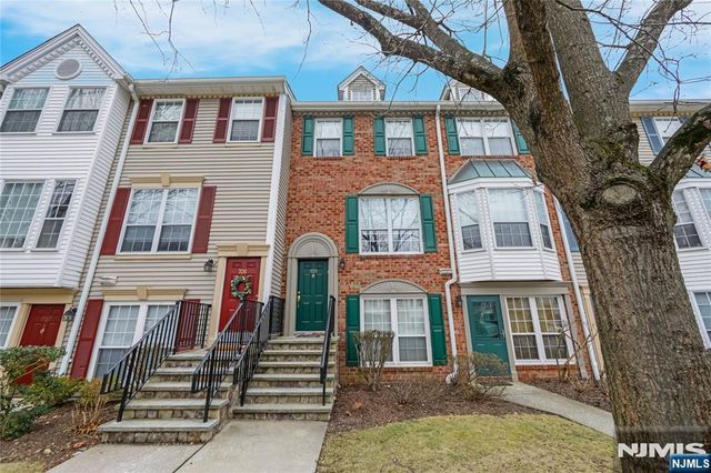 705 Pepperidge Road, Mahwah, NJ 07430