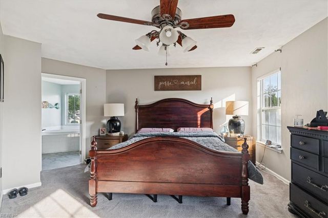 6715 Burbage Landing CIR, Suffolk, VA 23435