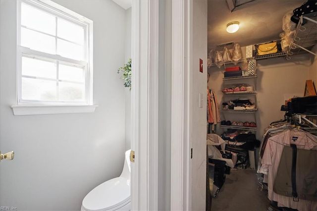 6715 Burbage Landing CIR, Suffolk, VA 23435