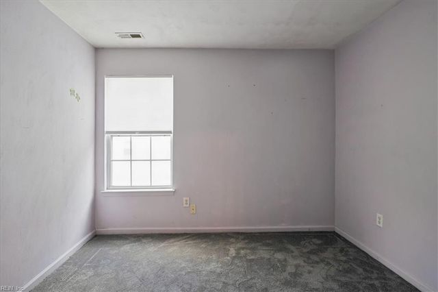 6715 Burbage Landing CIR, Suffolk, VA 23435