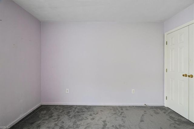 6715 Burbage Landing CIR, Suffolk, VA 23435