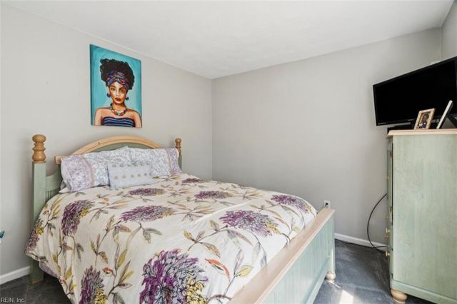 6715 Burbage Landing CIR, Suffolk, VA 23435