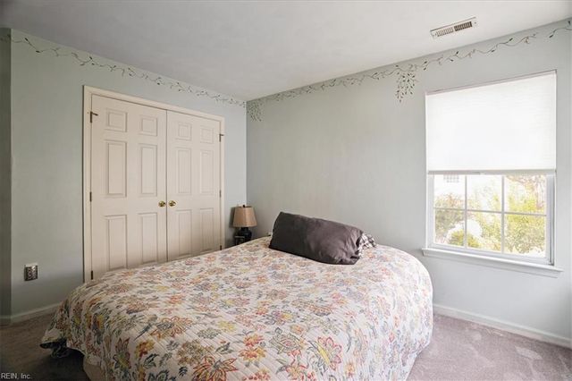 6715 Burbage Landing CIR, Suffolk, VA 23435