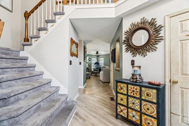 6715 Burbage Landing CIR, Suffolk, VA 23435