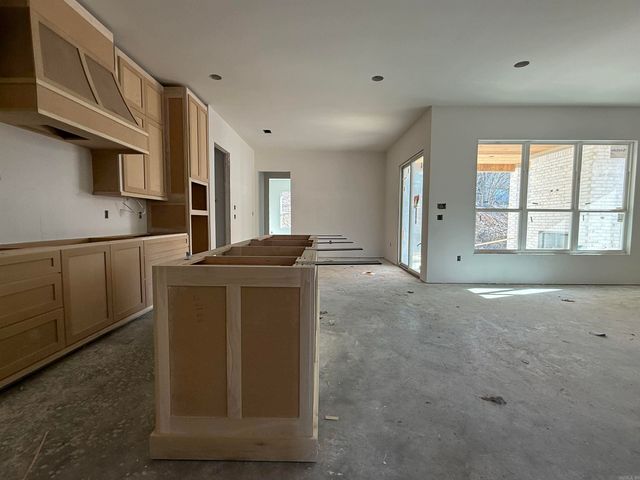 67 Mountain Brook Road, Little Rock, AR 72223