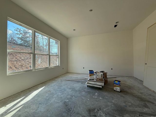 67 Mountain Brook Road, Little Rock, AR 72223