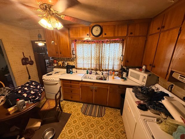 3865 Johnson Avenue, Davenport, IA 52802