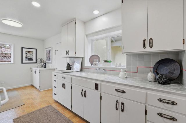 1714 Cherrytree Lane, Mountain View, CA 94040