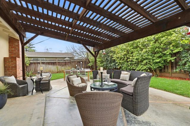 1714 Cherrytree Lane, Mountain View, CA 94040