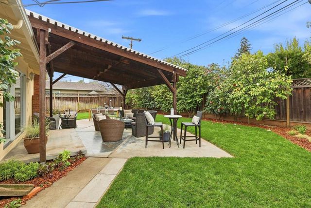 1714 Cherrytree Lane, Mountain View, CA 94040