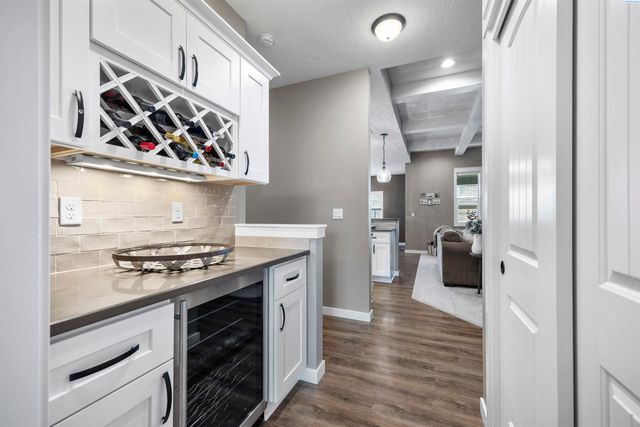 595 Troy Ave, West Richland, WA 99353