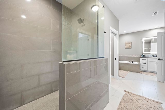 595 Troy Ave, West Richland, WA 99353