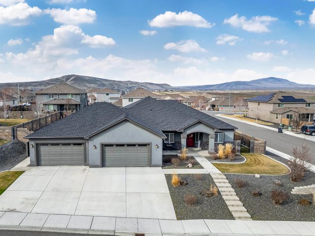 595 Troy Ave, West Richland, WA 99353