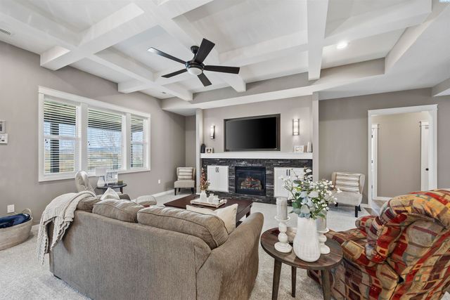 595 Troy Ave, West Richland, WA 99353