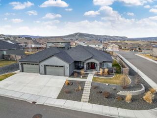 595 Troy Ave, West Richland, WA 99353