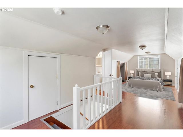 260 Se PORT Ave, Lincoln City, OR 97367