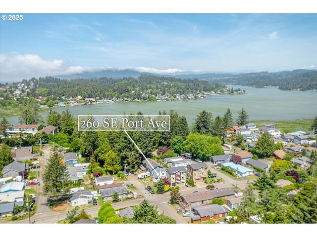 260 Se PORT Ave, Lincoln City, OR 97367