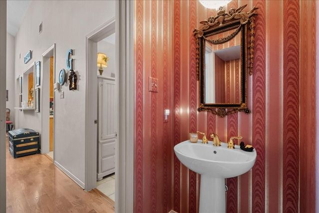 2601 S Broadway Street 71, La Porte, TX 77571