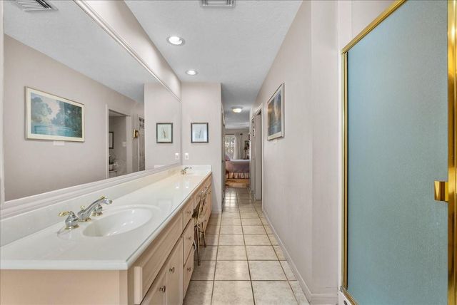 2601 S Broadway Street 71, La Porte, TX 77571