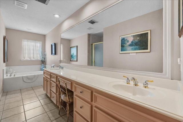 2601 S Broadway Street 71, La Porte, TX 77571