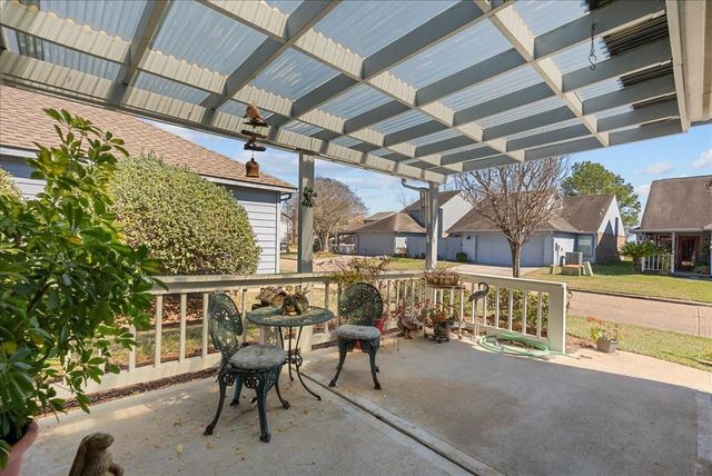 2601 S Broadway Street 71, La Porte, TX 77571