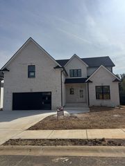 169 Dewberry Ct, Clarksville, TN 37042