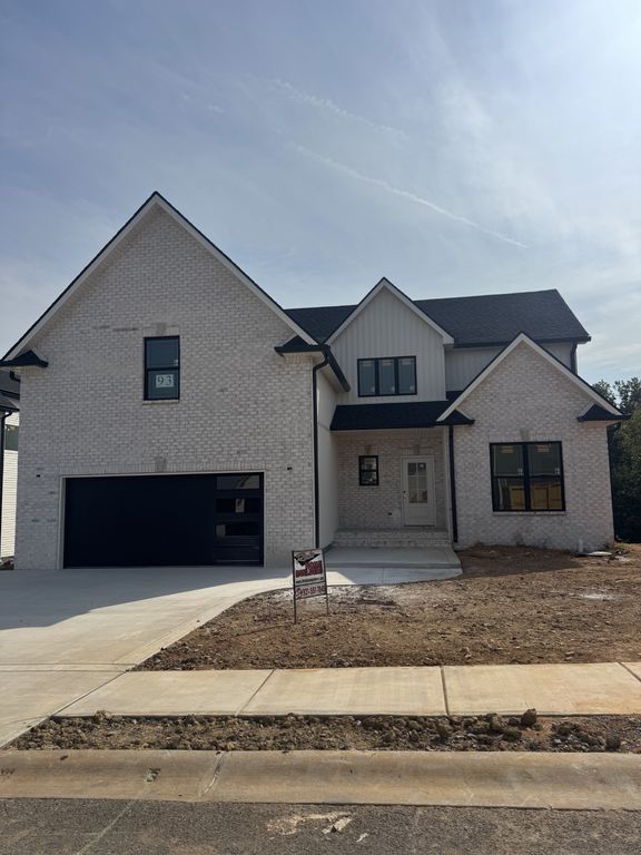 169 Dewberry Ct, Clarksville, TN 37042