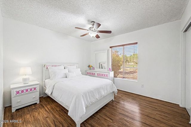 3215 W PARADISE Lane, Phoenix, AZ 85053