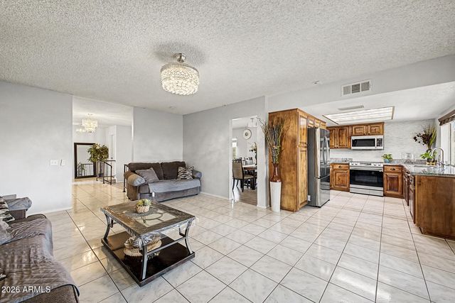 3215 W PARADISE Lane, Phoenix, AZ 85053