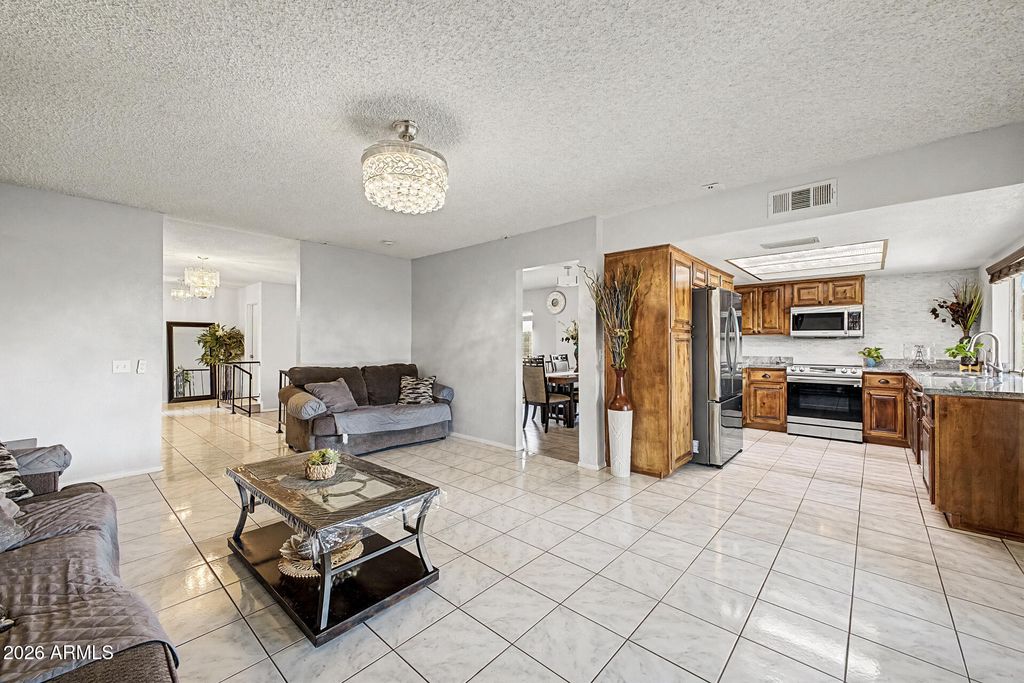 3215 W PARADISE Lane, Phoenix, AZ 85053 — photo 5