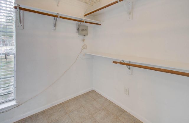 10615 Alderford Ct, Houston, TX 77070