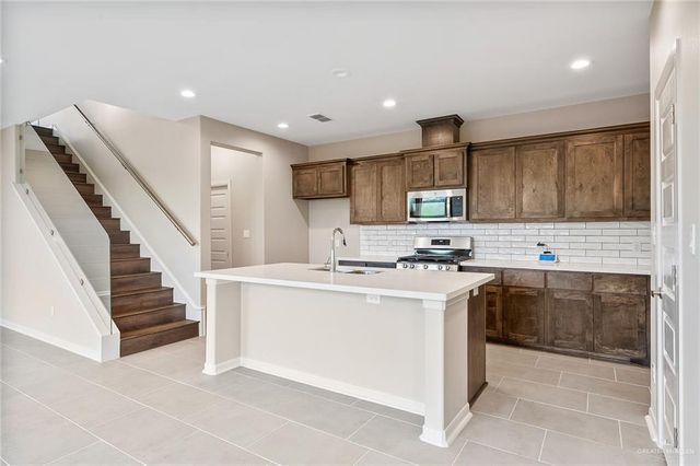 10100 N 13th Street, Mcallen, TX 78504