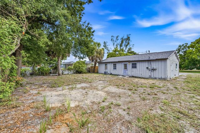 6802 LARMON STREET, Tampa, FL 33634