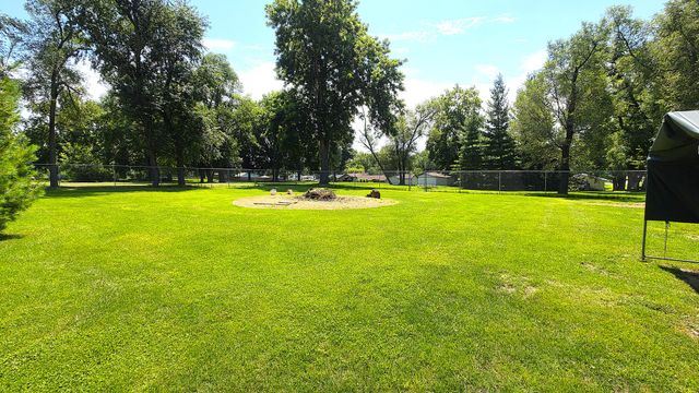 1941 W 53rd Street, Davenport, IA 52806
