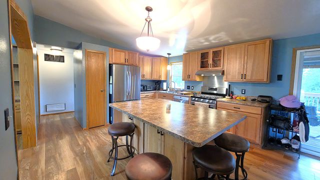 1941 W 53rd Street, Davenport, IA 52806
