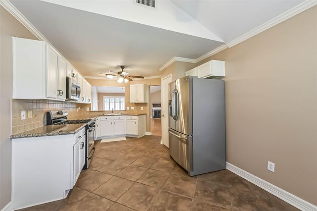 4111 Hermitage Hollow Lane, Houston, TX 77339