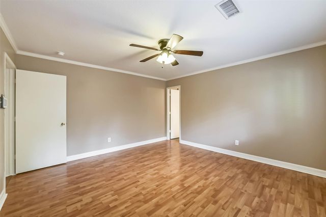 4111 Hermitage Hollow Lane, Houston, TX 77339