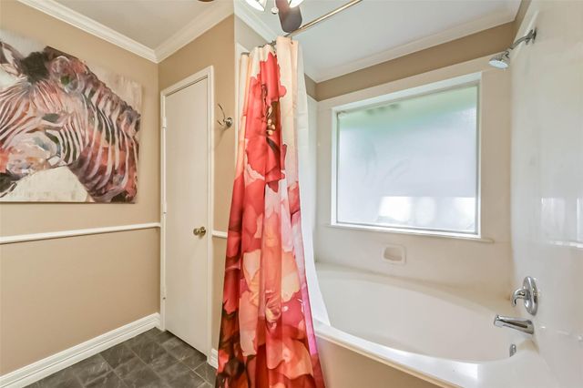 4111 Hermitage Hollow Lane, Houston, TX 77339