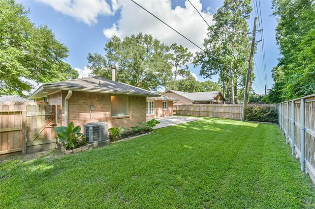 4111 Hermitage Hollow Lane, Houston, TX 77339