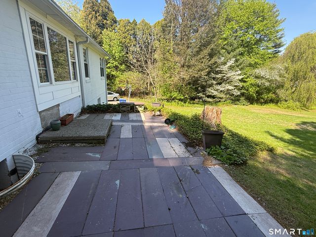 129 Buttonball Road, Orange, CT 06477