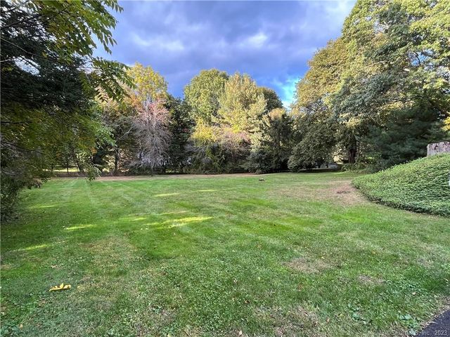 129 Buttonball Road, Orange, CT 06477