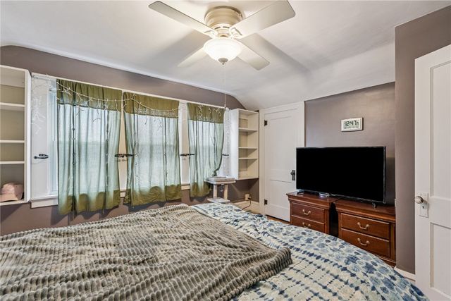 203 NE 27th Street, Cedar Rapids, IA 52402