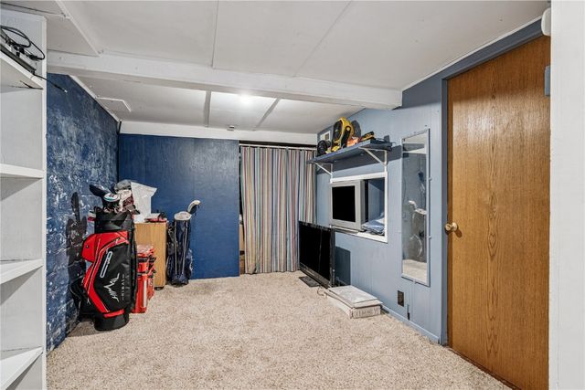 203 NE 27th Street, Cedar Rapids, IA 52402