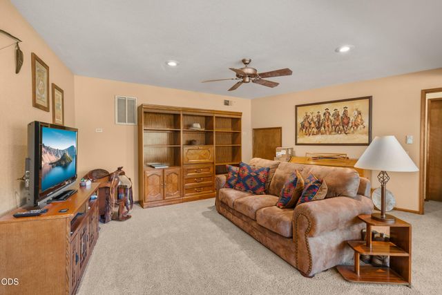 11178 E Evans Creek Road, Rogue River, OR 97537