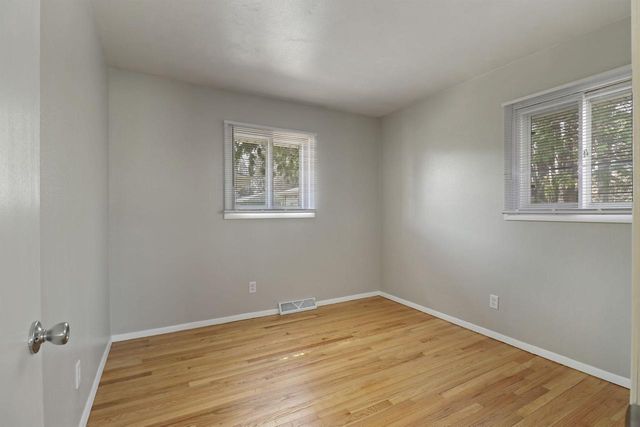 3900 11th AVENUE, Kenosha, WI 53140