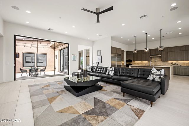 12815 E ROSEWOOD Drive, Scottsdale, AZ 85255
