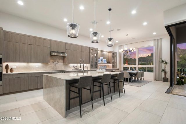 12815 E ROSEWOOD Drive, Scottsdale, AZ 85255