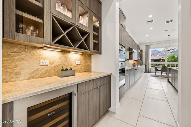 12815 E ROSEWOOD Drive, Scottsdale, AZ 85255