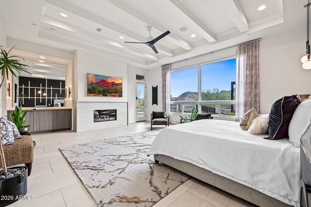12815 E ROSEWOOD Drive, Scottsdale, AZ 85255